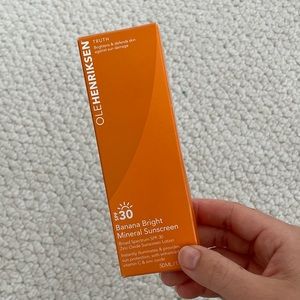 NEW Ole Henriksen Banana Bright Mineral Sunscreen